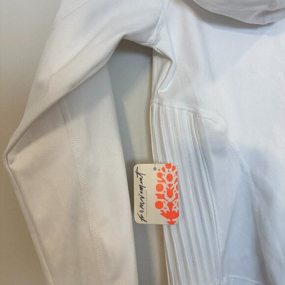 FREE PEOPLE Movement Playin For Keeps Zip Jacket in White Combo Size X-Small NWT - Picture 5 of 7